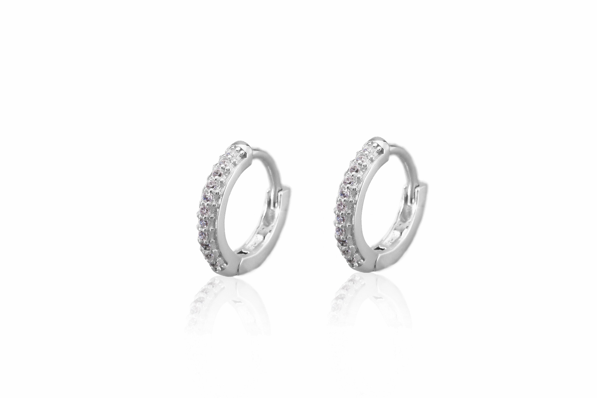 Elle Karika Fülbevaló